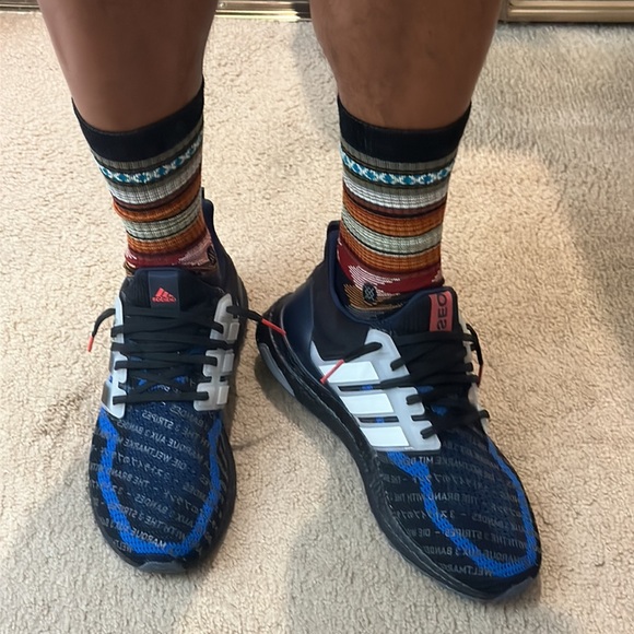 Adidas Ultraboost Size 12 - Picture 2 of 11